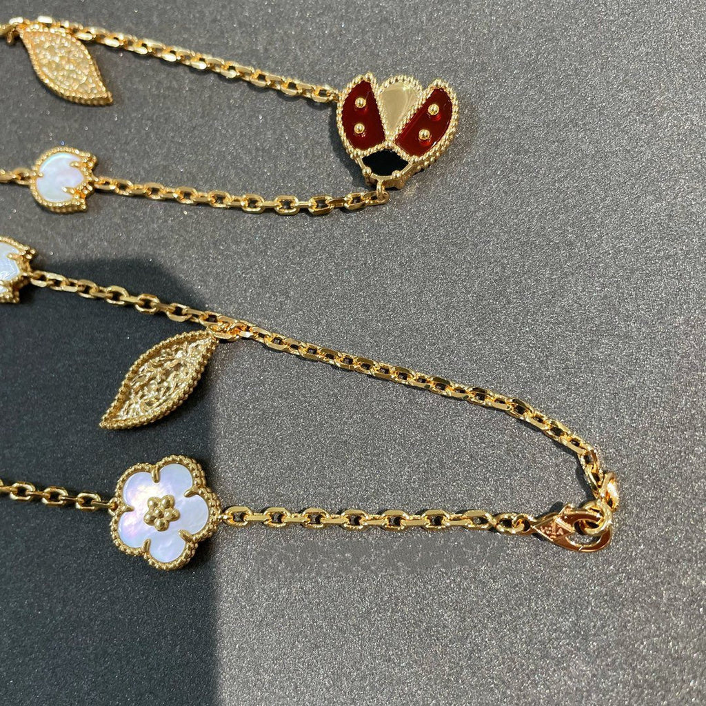 VCA LUCKY SPRING 15 MOTIFS GOLD NECKLACE