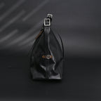 louis-vuitton-black-mahina-leather-hobo-shoulder-bag Tote