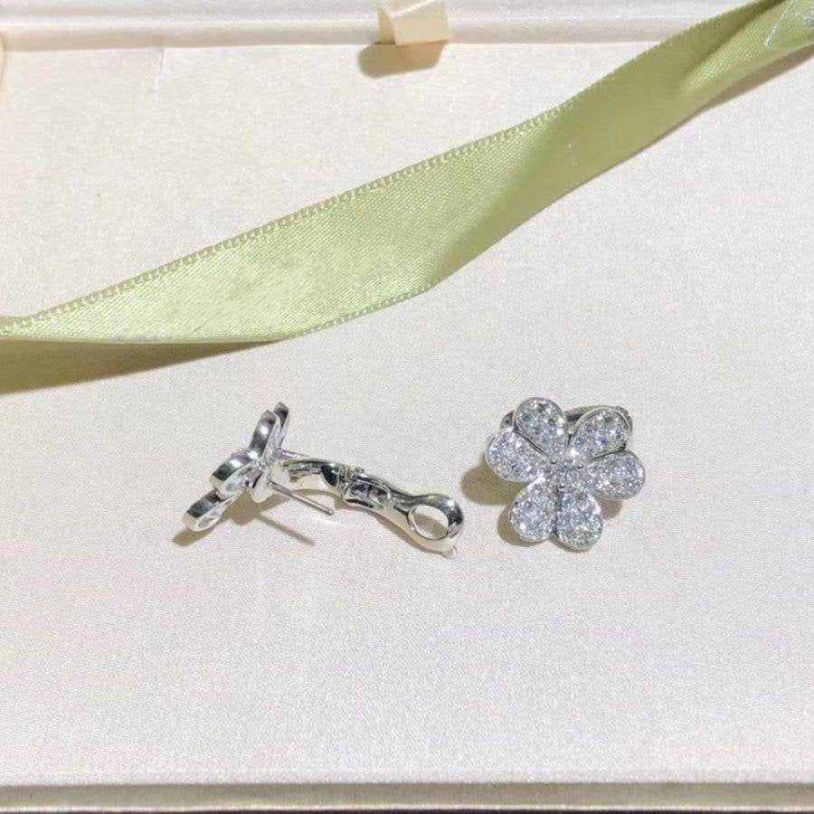 VCA FRIVOLE SILVER FLOWER DIAMOND EARRINGS