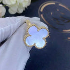 VCA CLOVER WHITE MOP RING